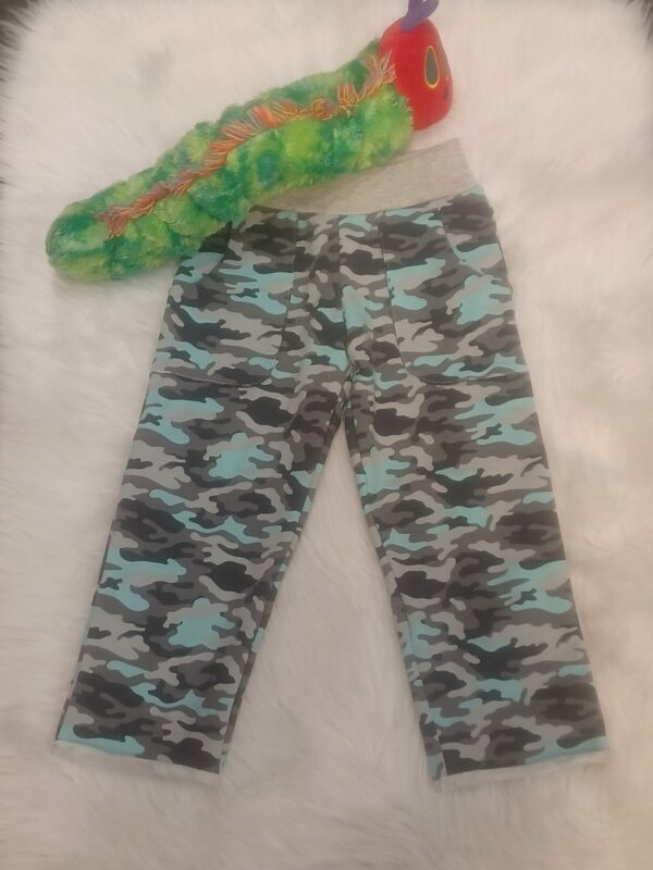 Sweat Hose Camouflage Tarnmuster grau türkis